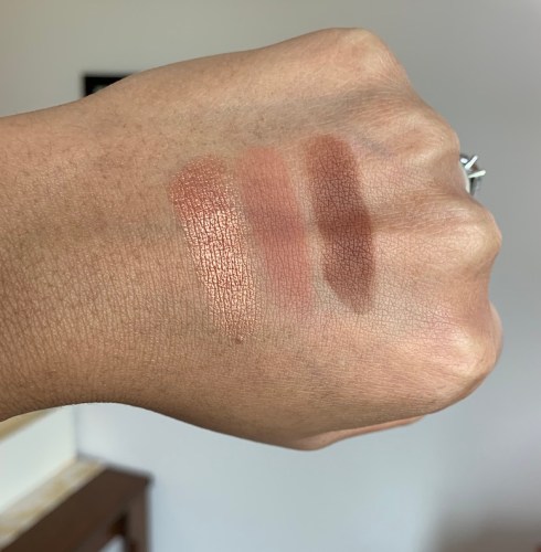 Juvias place nubian 3 coral eyeshadow swatches color combos on medium dark skin