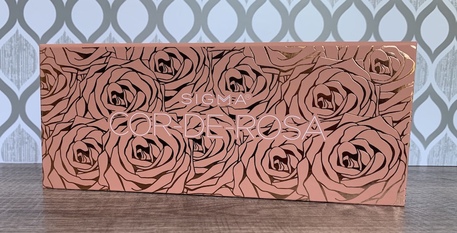 Sigma cor de rosa eyeshadow palette swatches on medium dark skin