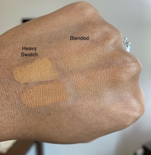 Bobbi Brown Skin Foundation Stick in golden honey (W-068/previoulsy 5.75) and golden (W-074/previously 6) Swatches