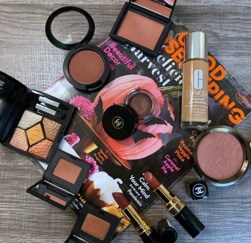 MAC raizin Blush, NARS Savage blush, NARS Noumea and Guayaquil Eyeshadow, Revlon Raisin Rage, Chanel Antoinette, Beccay Maui Nights, Clinique WN 82 Latte, Chanel pourpre profound, Dior Sienna (swatches on medium dark skin)