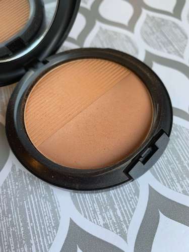 MAC Studio Waterweight Pressed Powder (dark) Swatch on medium dark skin