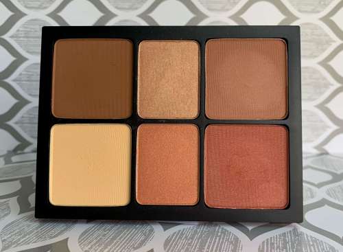 Smashbox Cali Contour Medium-Dark Palette swatches medium dark skin
