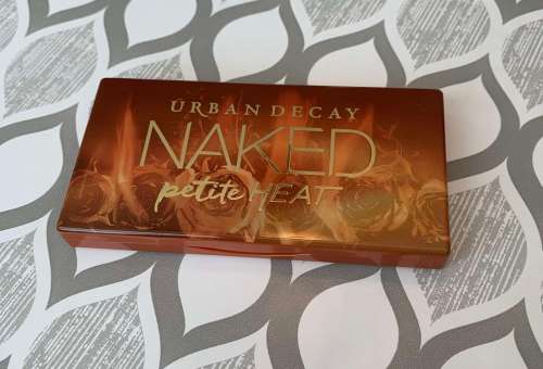 Urban Decay Naked Petite Heat Swatches medium dark skin