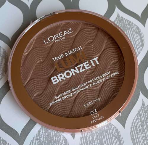 L'oreal True Match Lumi Bronzer 03 Deep Swatch on Medium Dark Skin