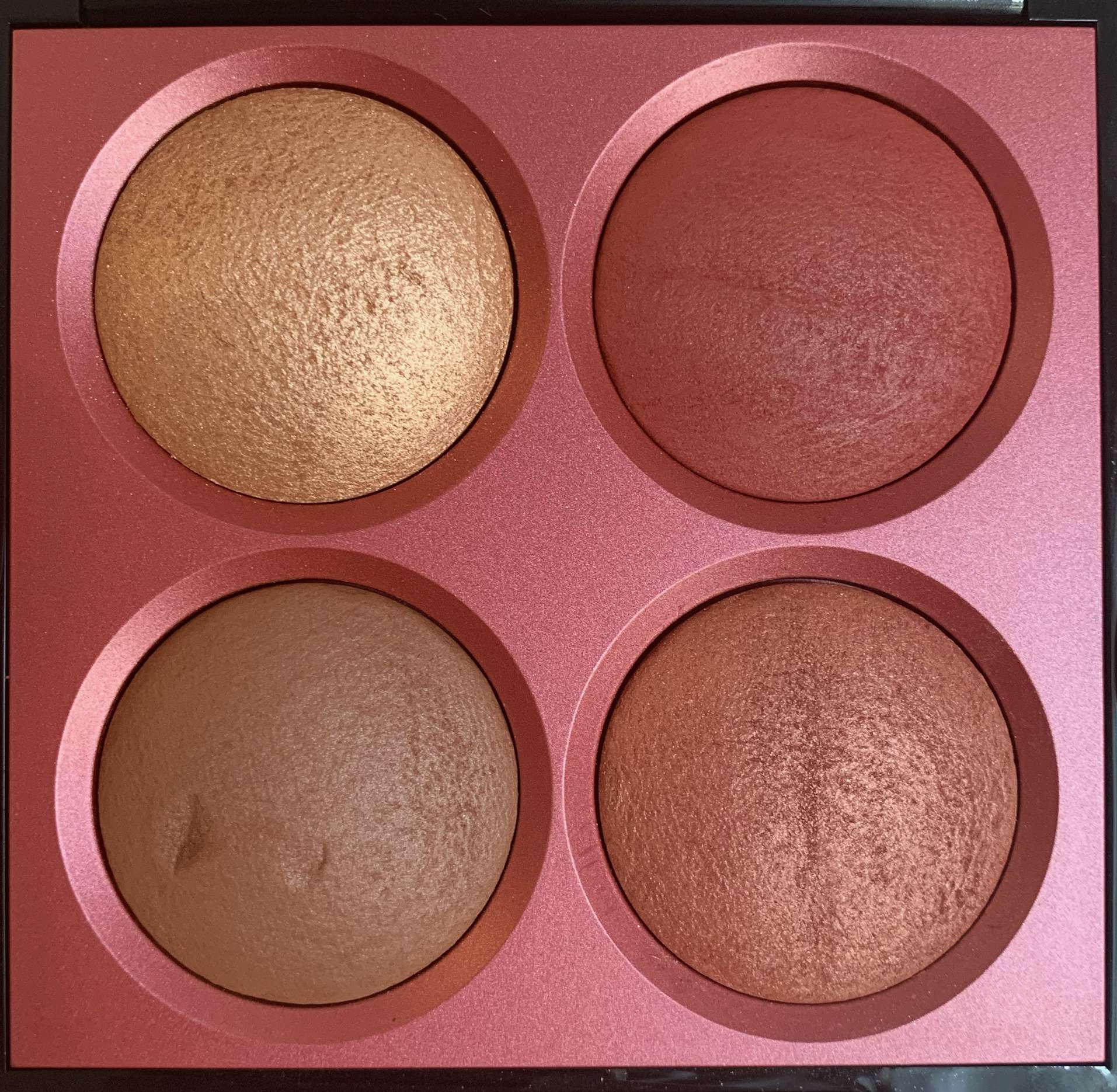 Sephora Microsmooth Multi-tasking Baked Face Palette in Captivate Swatches