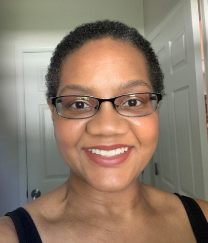 MAC Studio Fix Fluid C8 Swatch and Application