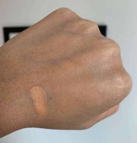 Bobbi Brown Corrector in Dark Peach Swatch on Medium Dark Skin (5.75 Golden Honey)