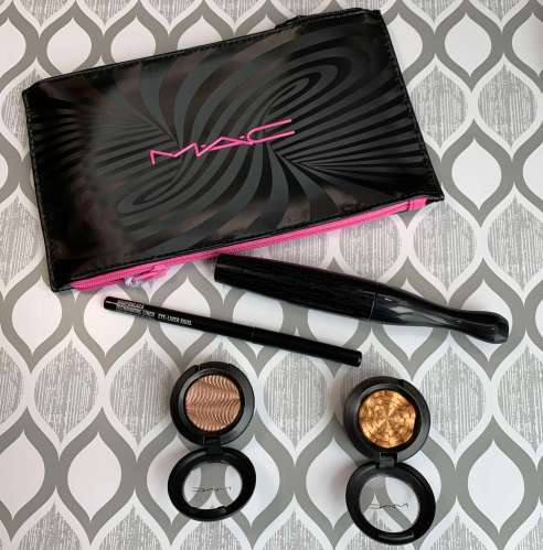 MAC Now You See Me Extra Dimension Eye Kit Golden Swatches on Medium Dark Skin