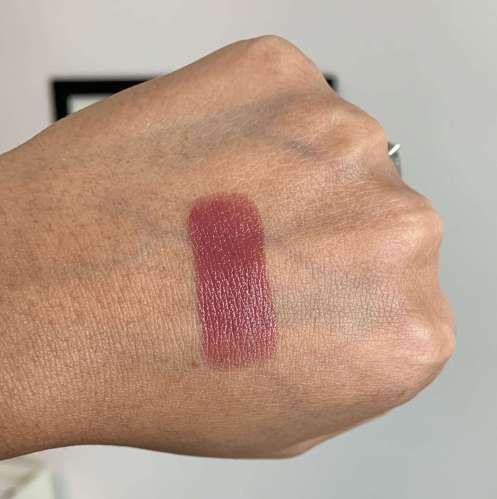 Estee Lauder Pure Color Envy Sculpting Lipstick 440 Irresistible Swatch Medium Dark Olive Skin