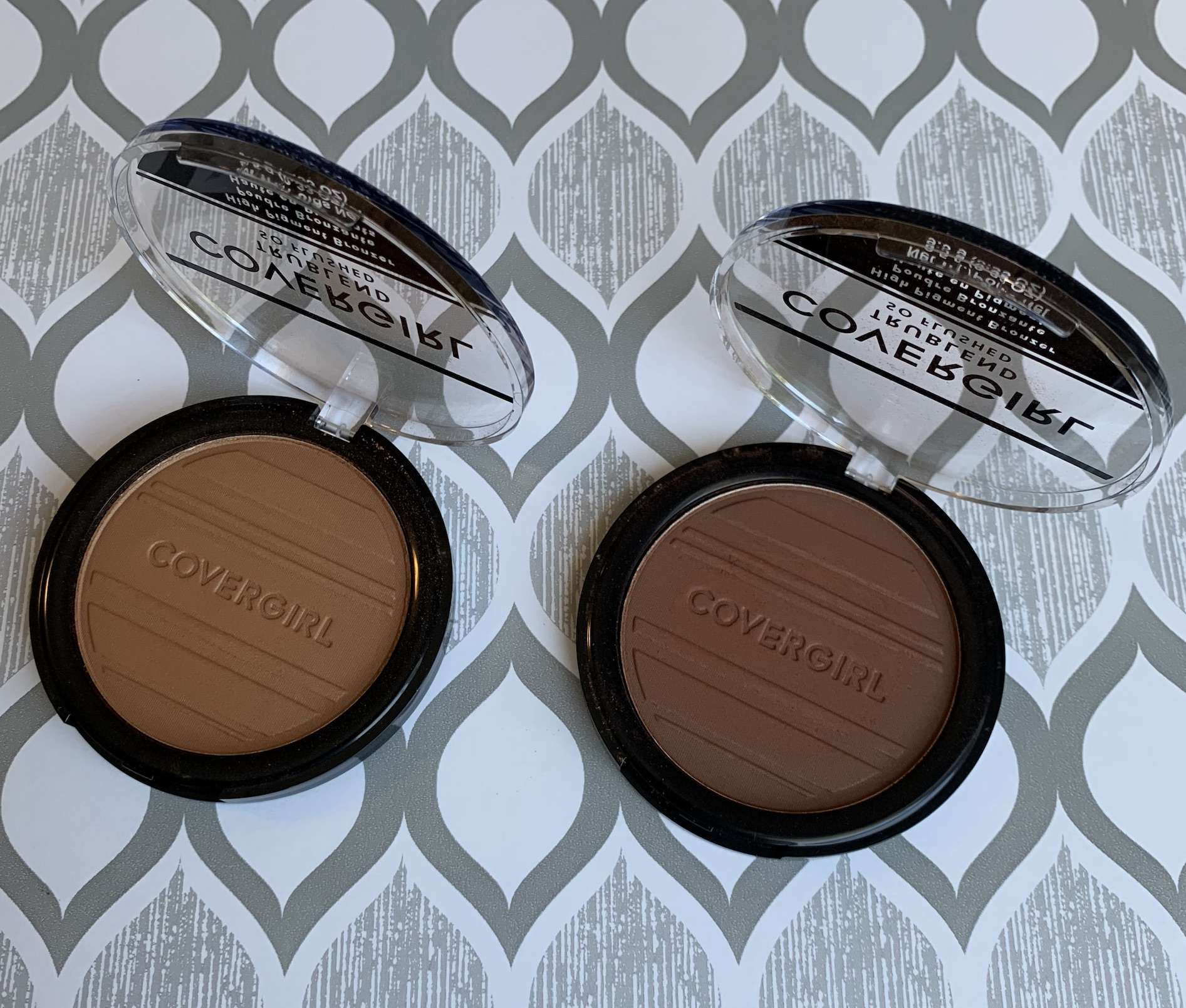 Covergirl Trublend So Flushed High Pigment Bronzers 420 Warmth and 400 Ebony Swatches