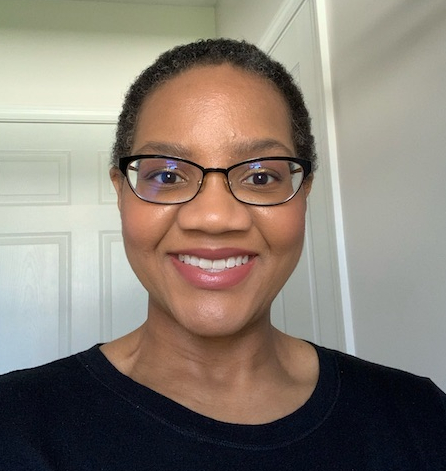 Beauty and makeup blogger with a warm olive, medium-deep skin tone. Best foundation matches are Estee Lauder 4W4 and 5W1, MAC C8, and Nars Tahoe.