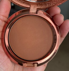 MAC Skinfinish Sunstruck Bronzer Swatch Matte Deep Rosy