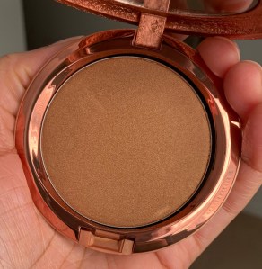 MAC Skinfinish Sunstruck Bronzer Swatch Radiant Deep Golden