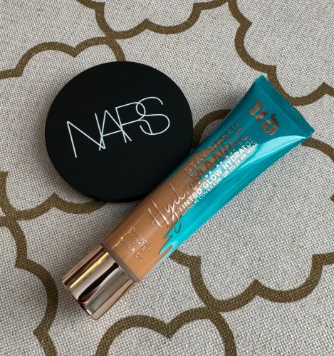 NARS Soft Matte Advanced Perfecting Powder Bay and Urban Decay Hydromaniac Tinted Glow Hydrator 60 Medium Dark Swatches