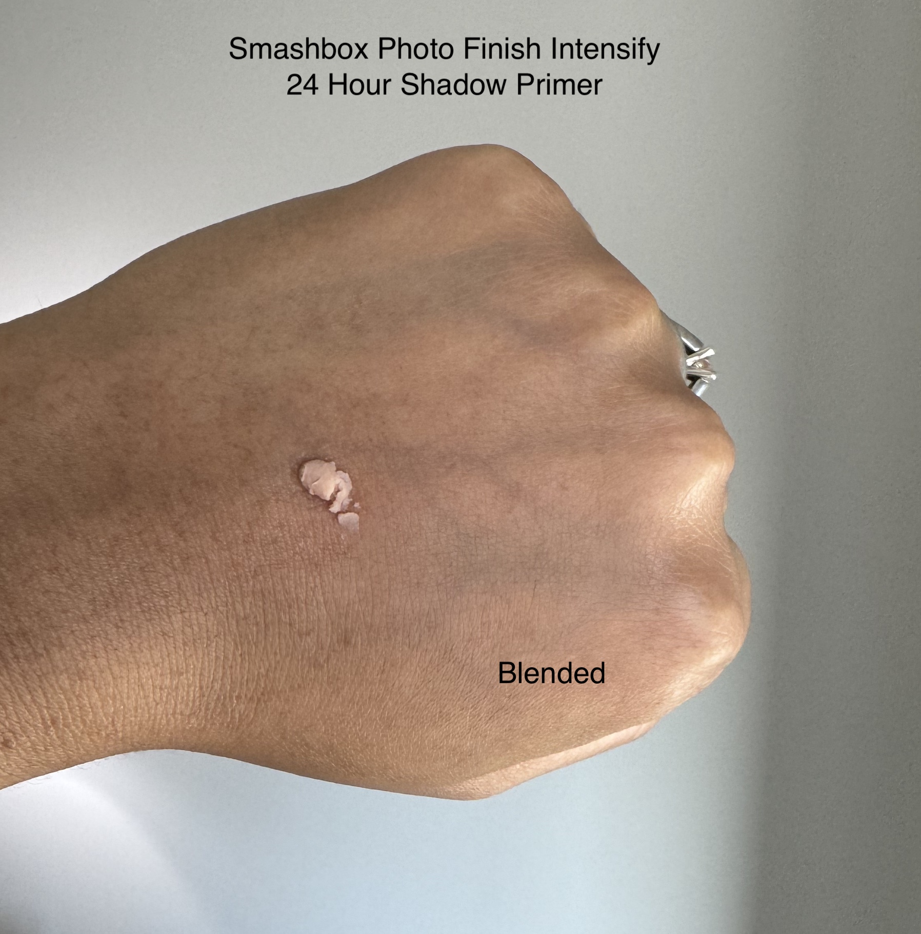 Smashbox Photo Finish Intensify 24 Hour Shadow Primer Review