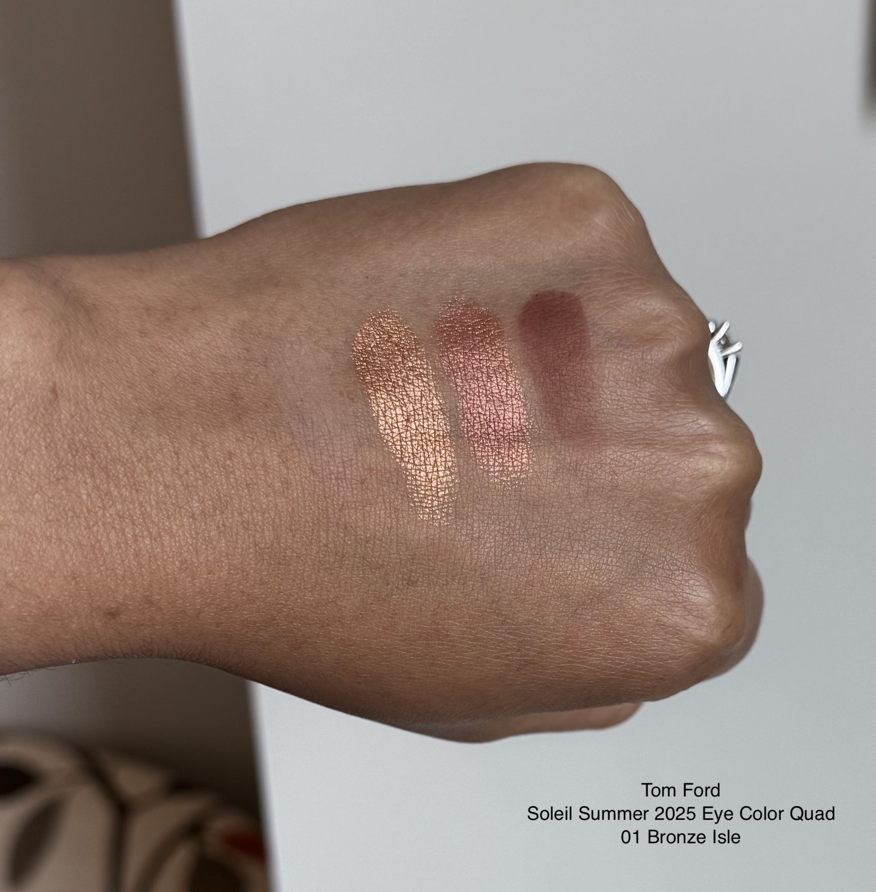 Tom Ford Soleil Summer Eye Color Quad 01 Bronze Isle Swatches Medium Dark Skin