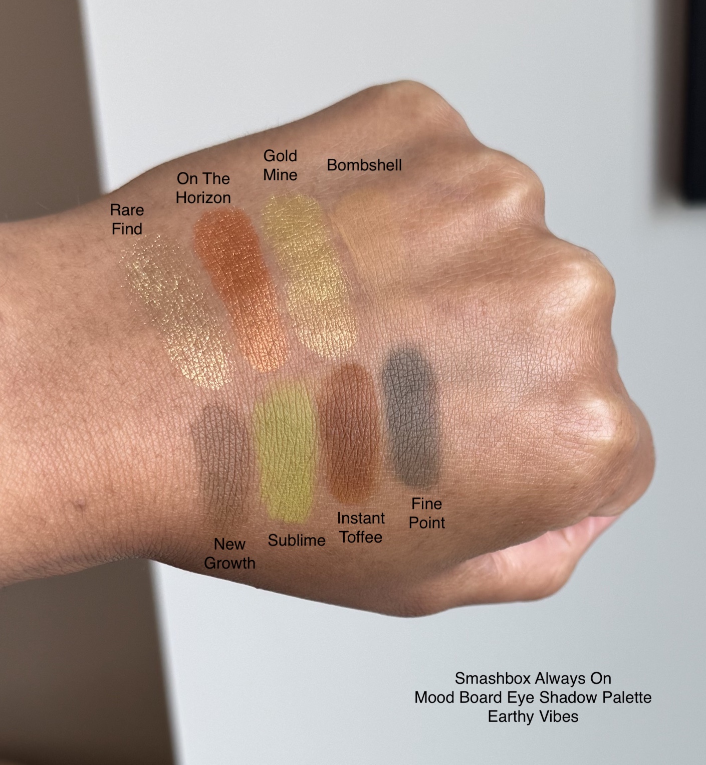 Smashbox Always On Mood Board Eye Shadow Palette Earthy Vibes Swatches Medium Dark Skin