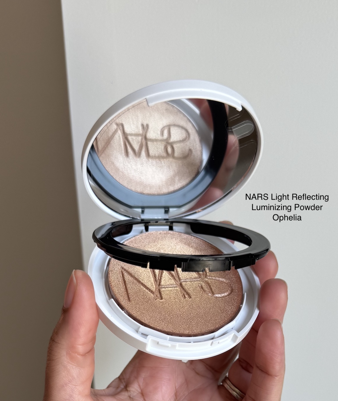 NARS Light Reflecting Luminizing Powder Ophelia Review Swatches