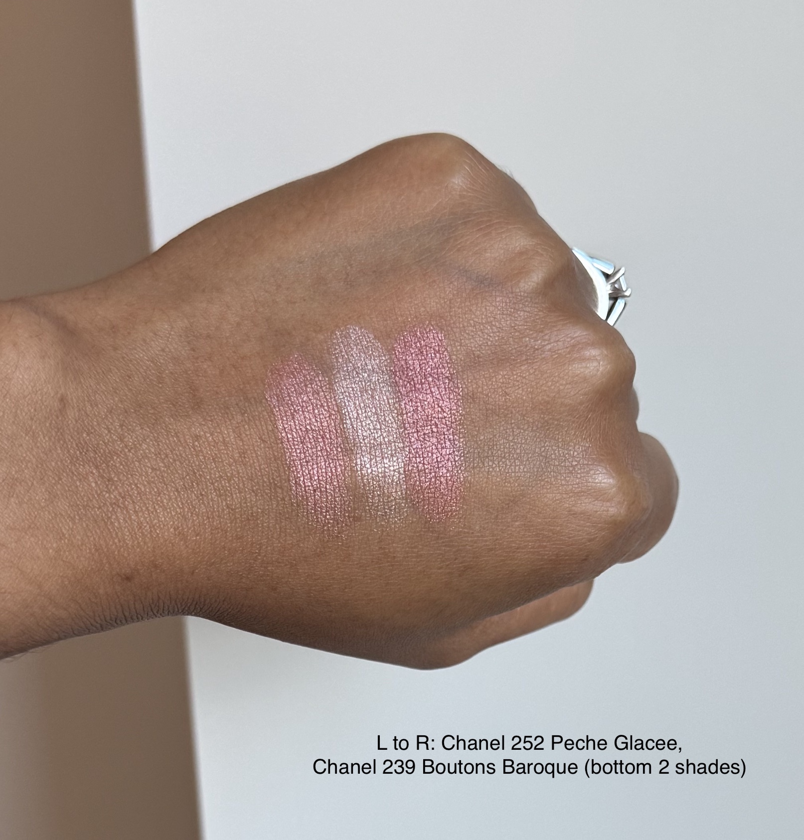 Chanel 252 Peche Glacee vs 239 Boutons Baroque Quad Swatches Medium Dark Skin