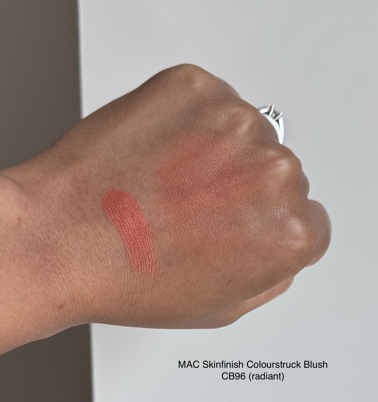 MAC CB96 Skinfinish Colourstruck Blush Swatch Medium Dark Skin