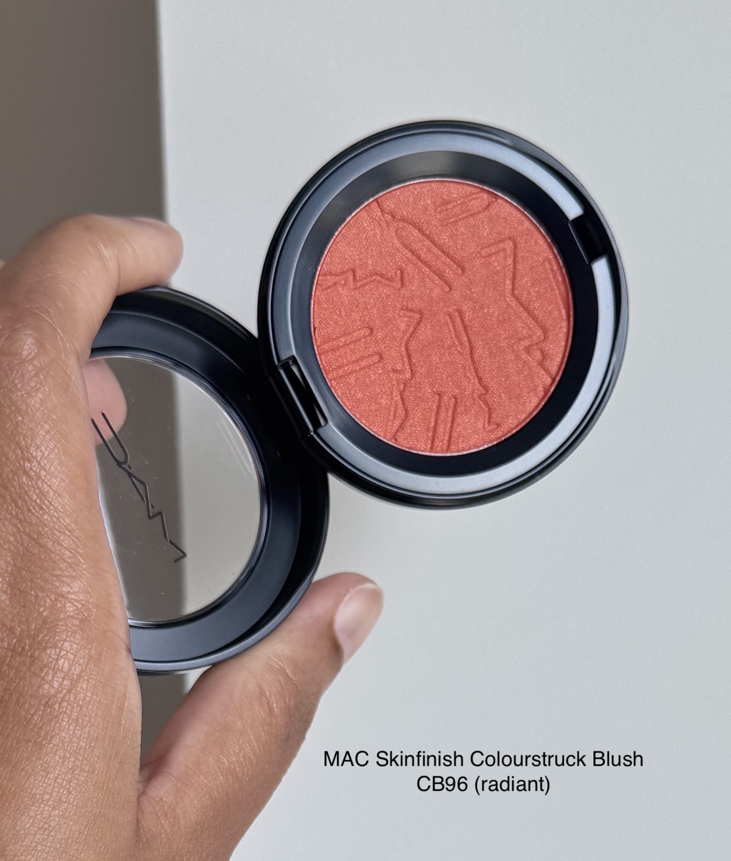 MAC CB96 Skinfinish Colourstruck Blush Swatch Medium Dark Skin
