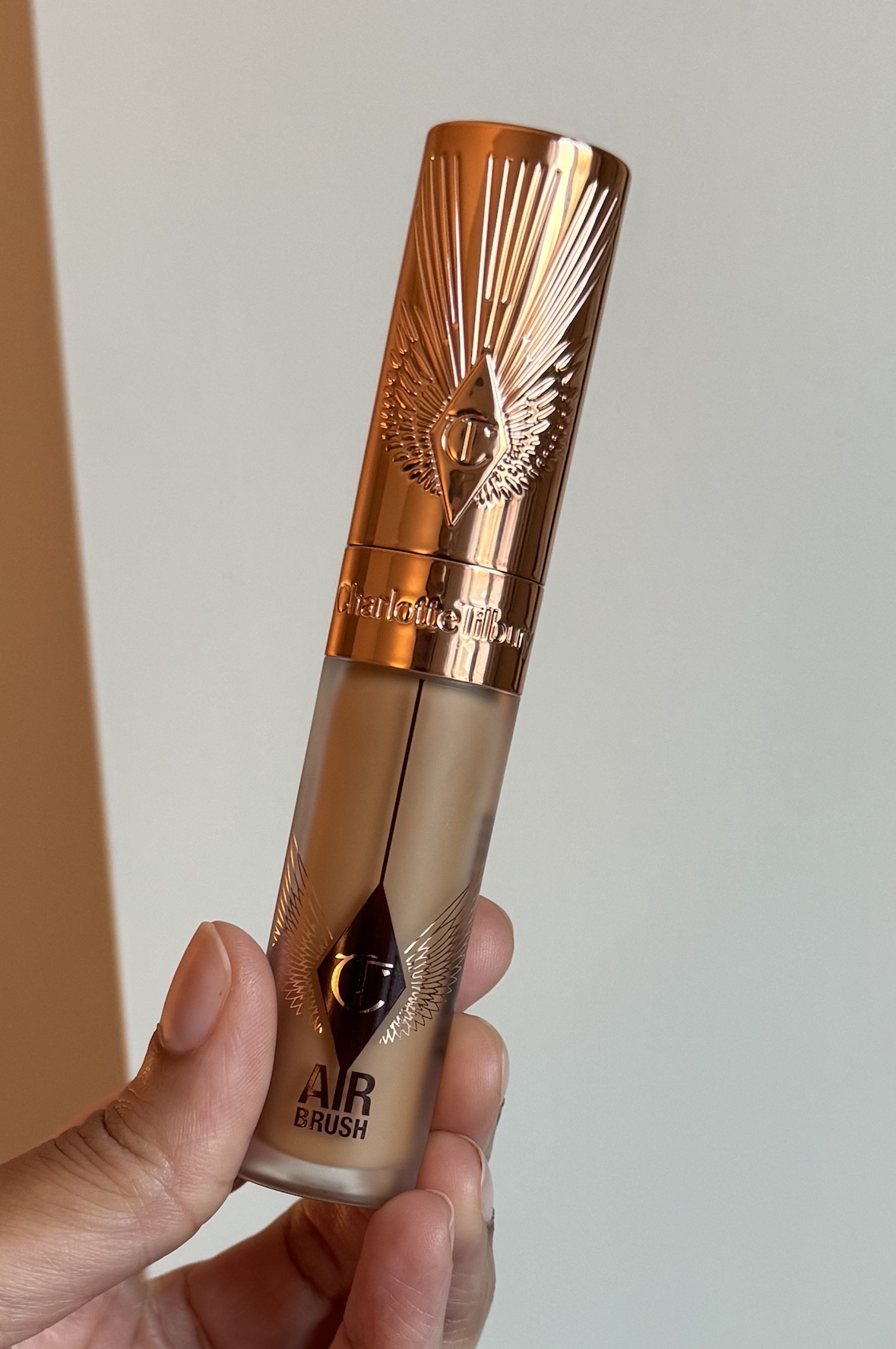 Charlotte Tilbury Airbrush Flawless Blur Concealer 10.5 Tan Swatch Review